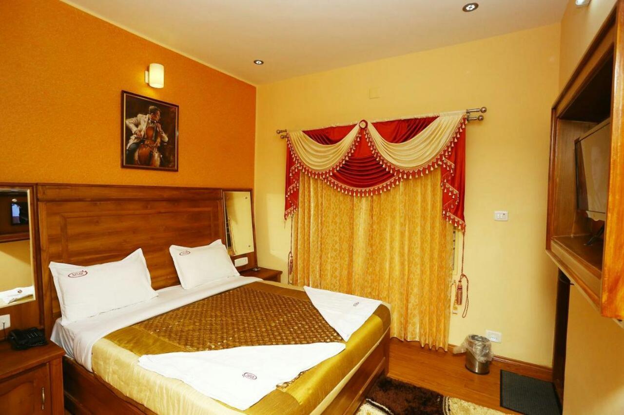 Mmr Holiday Inn Ooty Exteriér fotografie